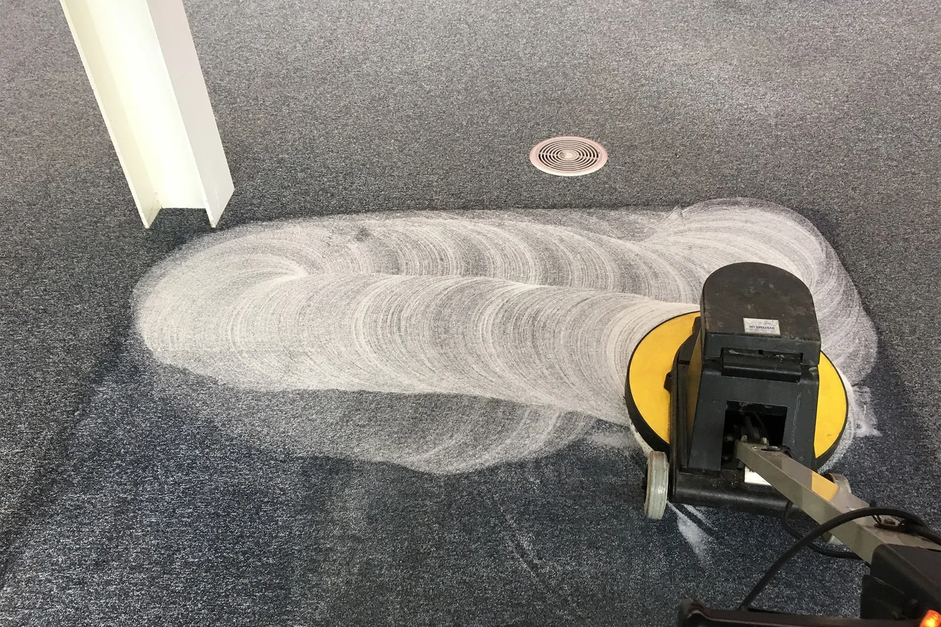 Commercial carpet cleaning in a large office space